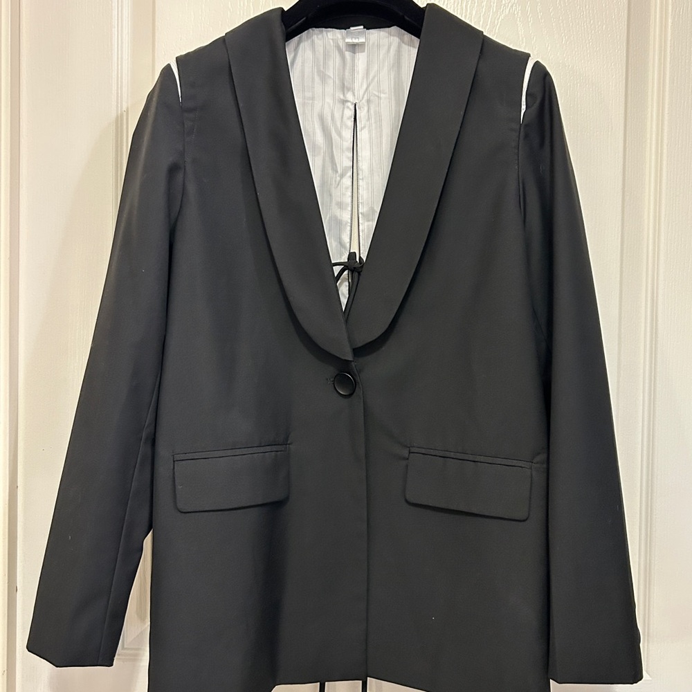 Black Tailored Blazer with Shawl Collar